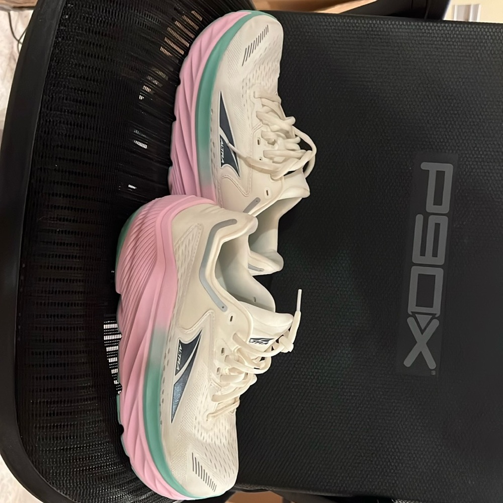Altra running shoes Olympus